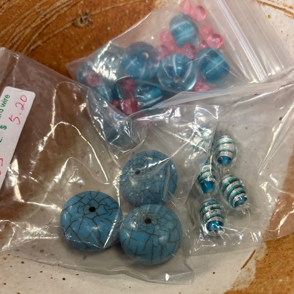 Assorted Blue and Turquoise Beads - Picture 6 of 11